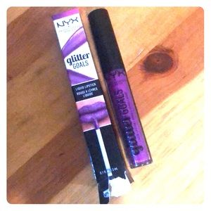 Liquid Lipstick (GGLS05) X INFINITY color